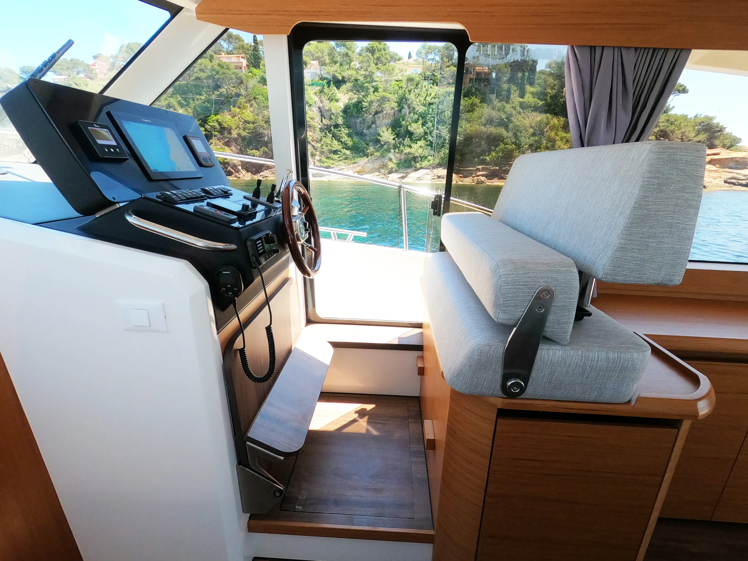 vente-bateau-hybride-greenline-39-mediterranée_27