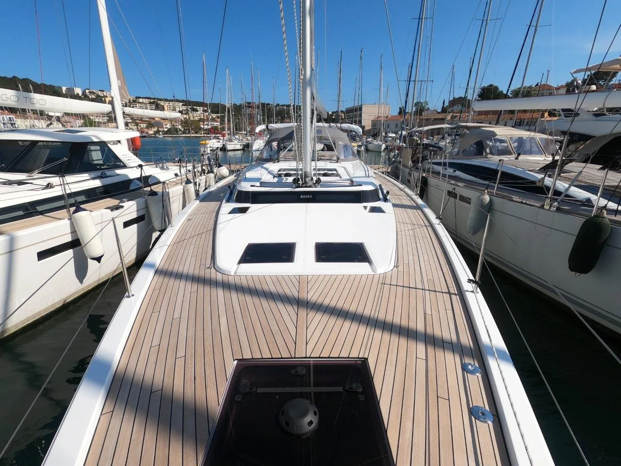 location-voilier-bavaria-var-mediterranée-C57-skipper_10