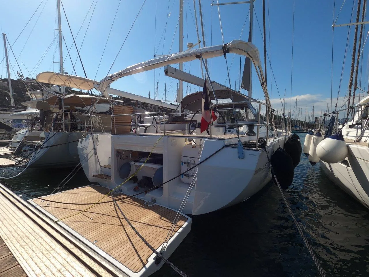 location-voilier-bavaria-var-mediterranée-C57-skipper_2