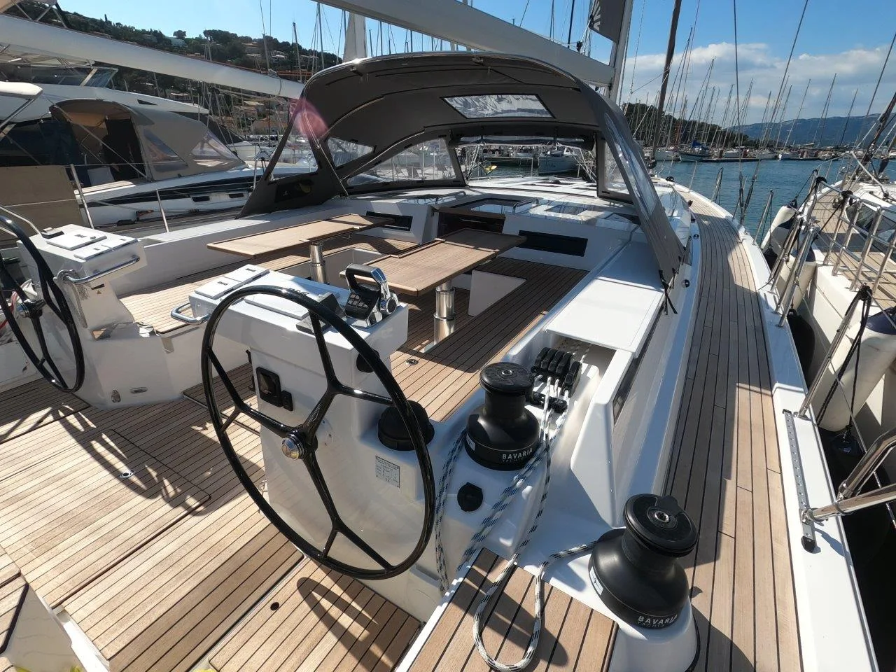 location-voilier-bavaria-var-mediterranée-C57-skipper_7