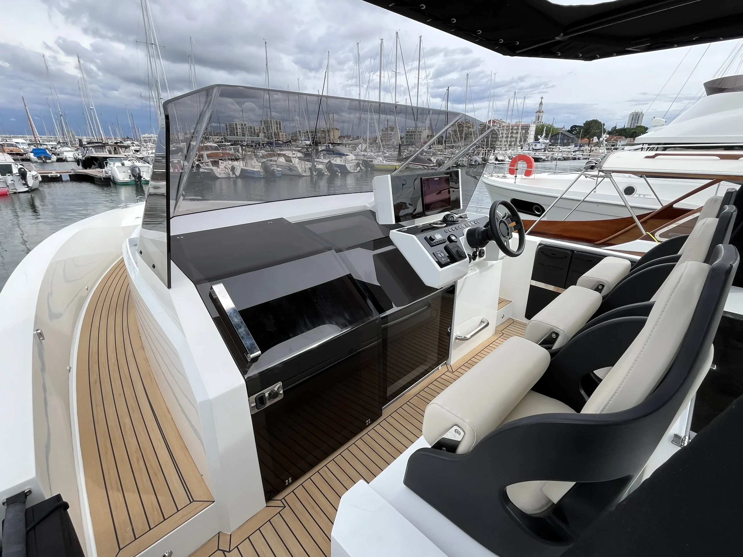 vente-dayboat-de-antonio-d36-occasion