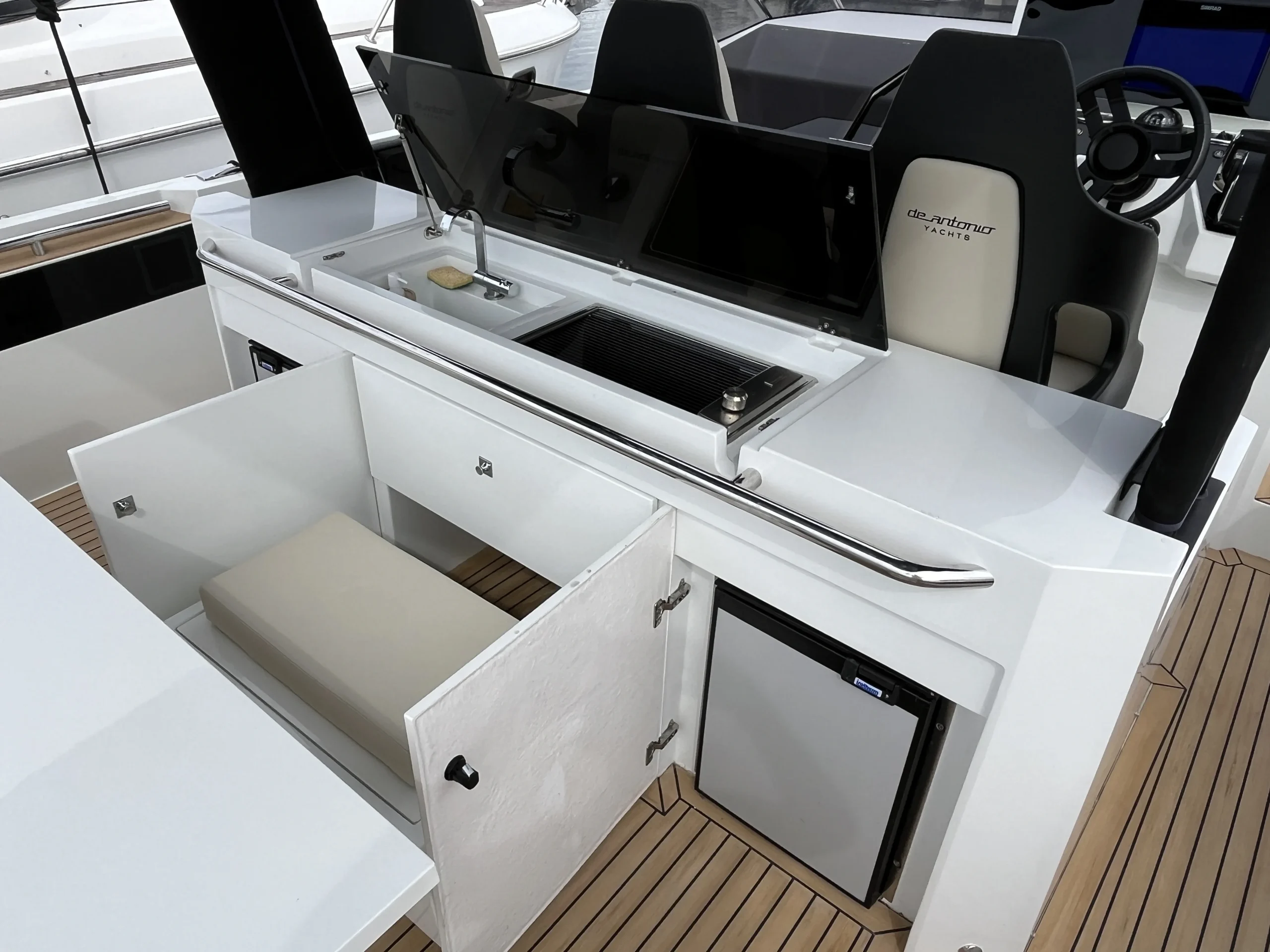 vente-dayboat-de-antonio-d36-occasion_1