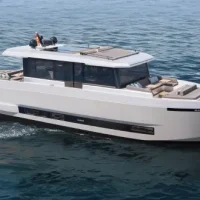 VENTE BATEAU MOTEUR DE ANTONIO D60 1